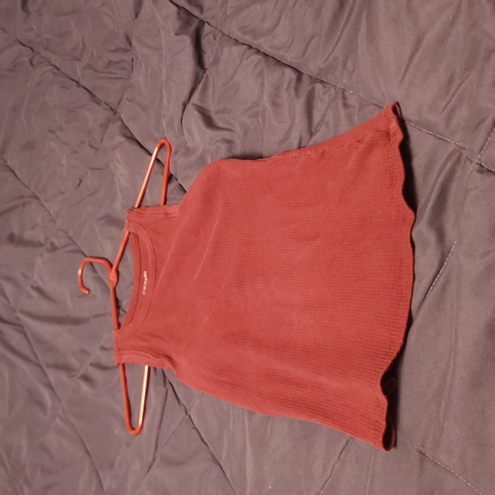 Burgundy tank top